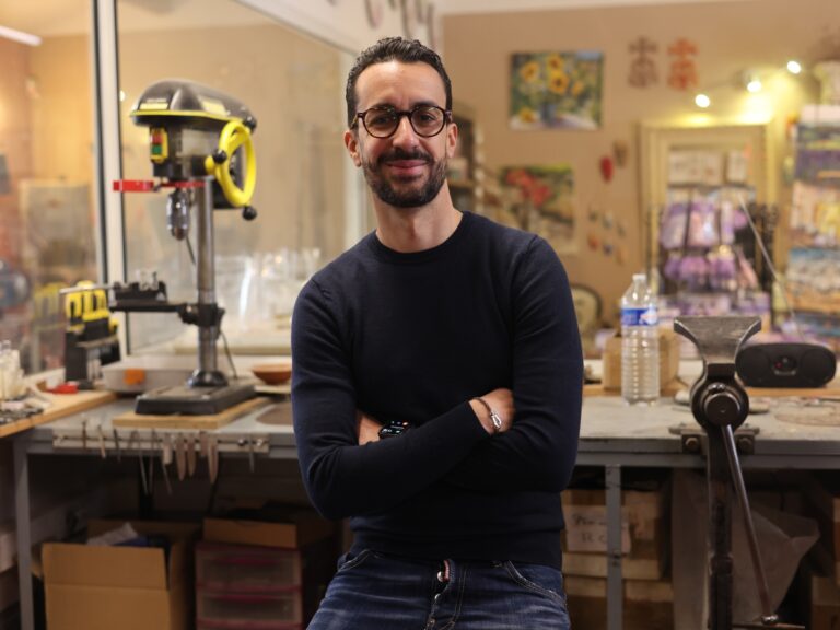 Rencontre avec Clément, Gérant de la coutellerie Le Camarguais Rencontre avec Clément, Gérant de la coutellerie Le Camarguais