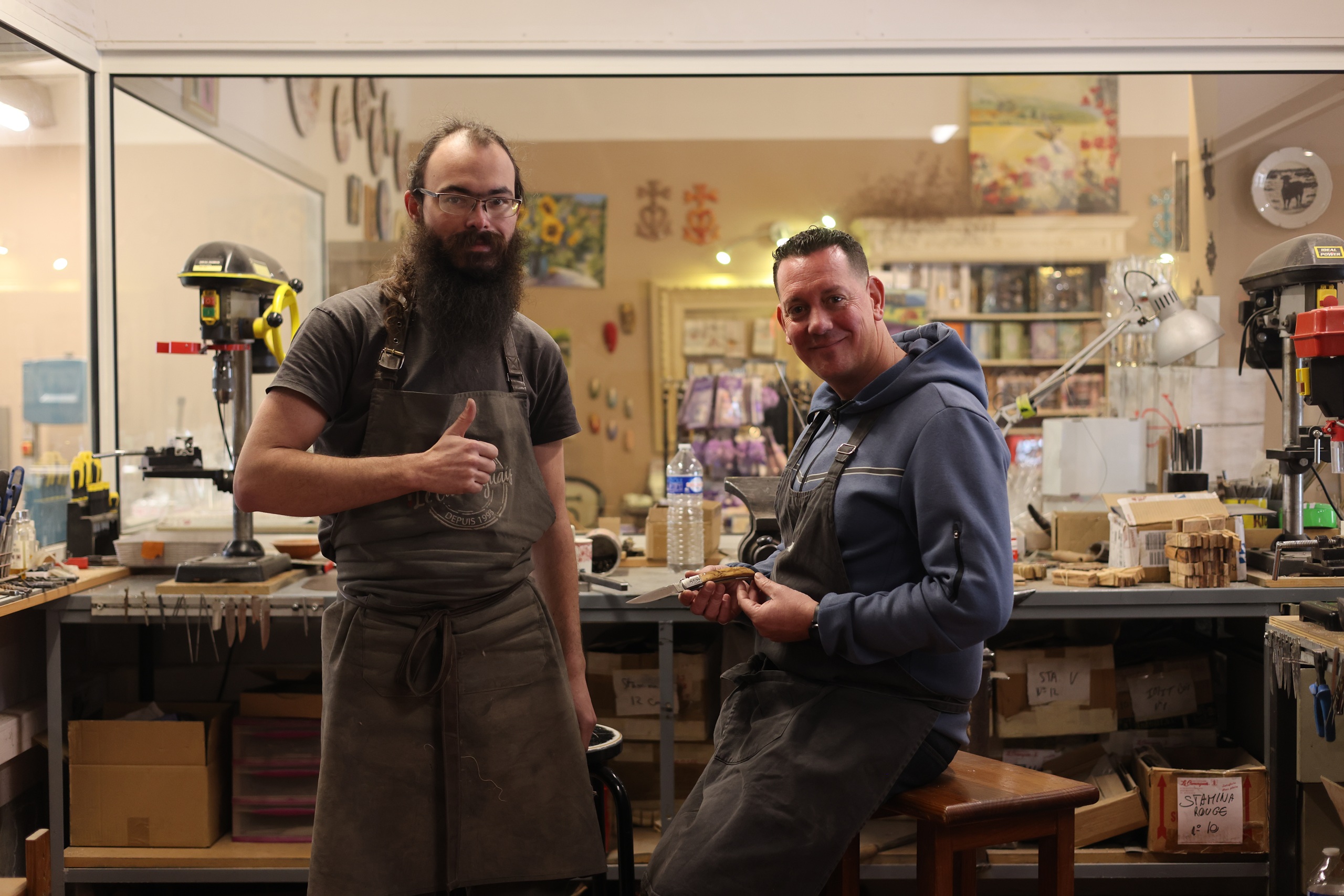 Stage de fabrication de couteaux