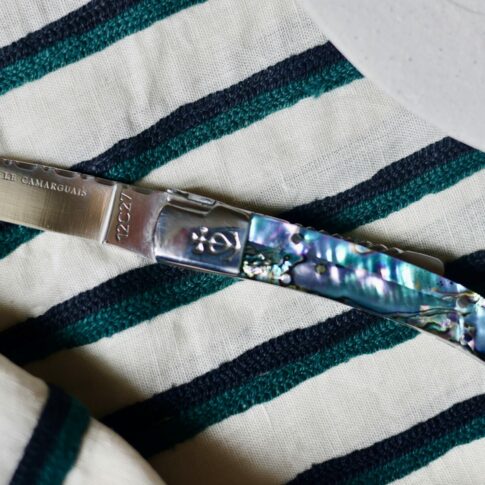 Le Camarguais forgé ciselé n°10 Nacre