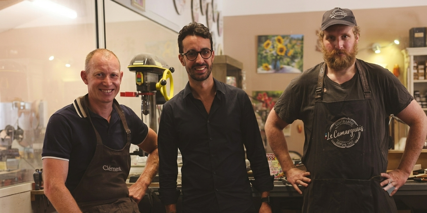 Tristan Peugeot devient coutelier d’un jour à la Coutellerie Le Camarguais Tristan Peugeot devient coutelier d'un jour à la Coutellerie Le Camarguais