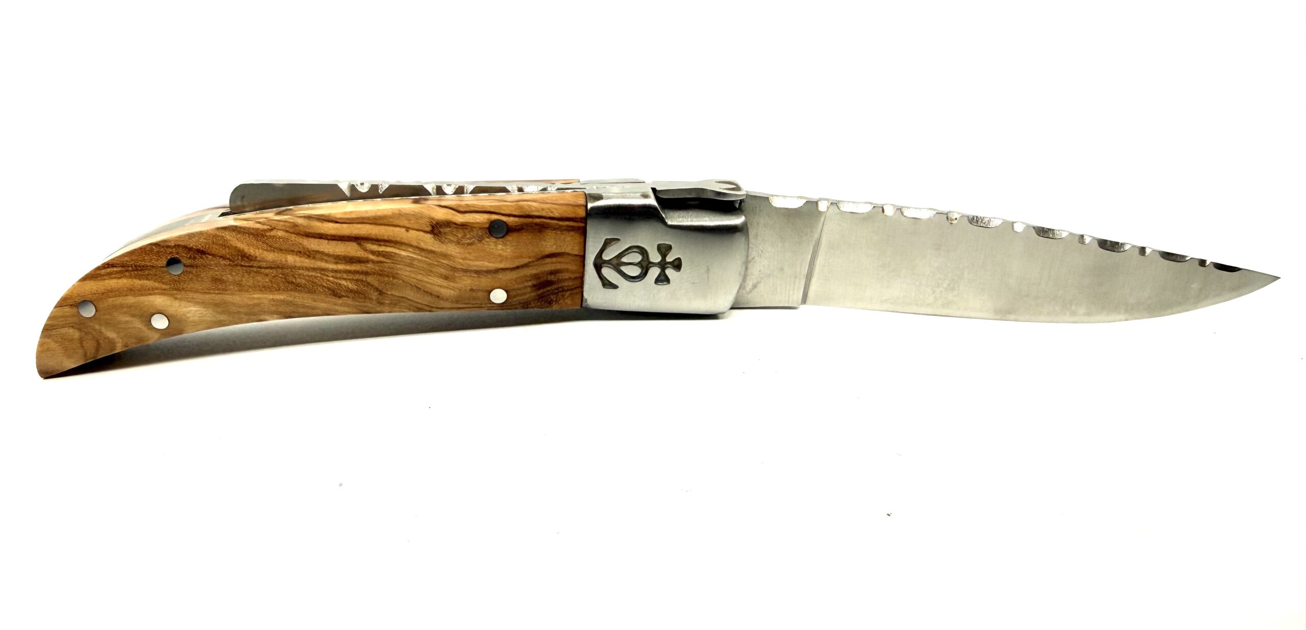 Le Camarguais forgé ciselé n°10 - Olivier