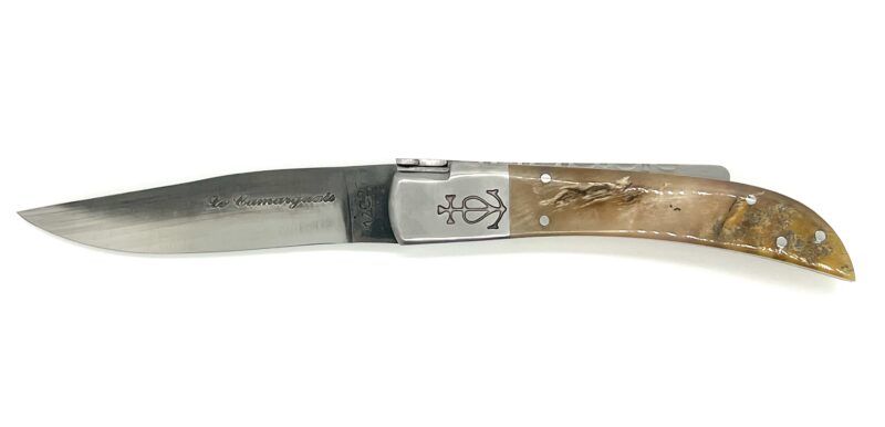 Le Camarguais forgé n°12 Brut de Trempe – Corne de Bélier